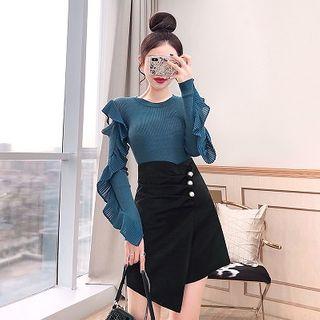 Set: Ruffle Trim Knit Top + Mini A-line Skirt