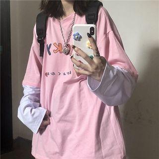 Mock Two-piece Hiragana Print T-shirt