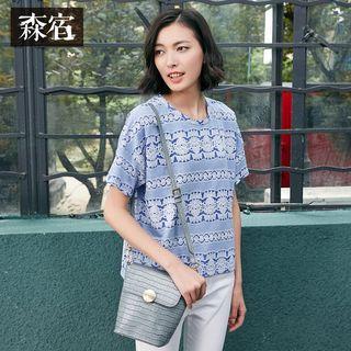 Short-sleeve Lace-print Top