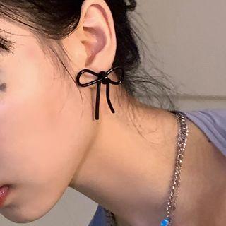 Asymmetric Bow Earrings