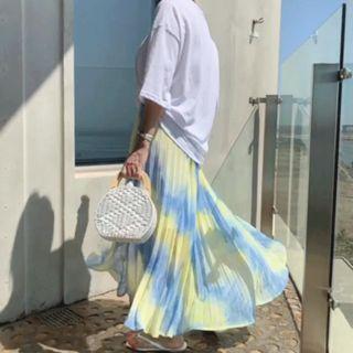 Band-waist Pleated Gradient Skirt