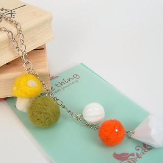 Sweet Felt Mushroom Ball Ball Necklace(yellow)