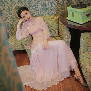 Applique Long-sleeve A-line Maxi Dress