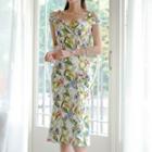 Short-sleeve Cold Shoulder Floral Print Midi Dress