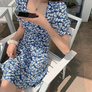 Short-sleeve Mini / Midi A-line Dress