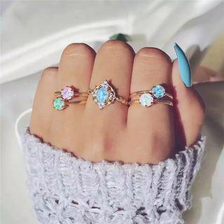 Set Of 5: Rhinestone Alloy Rings Gold - One Size