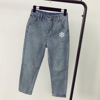 Snowflake Embroidered Washed Jeans
