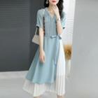 Short-sleeve V-neck Pleated Midi A-line Dress
