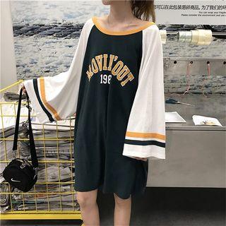 Long-sleeve Lettering Open Back T-shirt