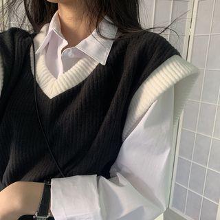 V-neck Two Tone Oversize Vest Black - One Size