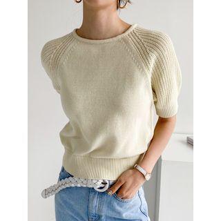 Raglan-sleeve Crew-neck Knit Top