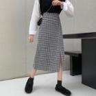 Houndstooth Slit Midi A-line Skirt