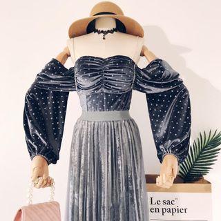 Puff-sleeve Off-shoulder Dotted Blouse