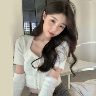 Set: Short-sleeve Knit Top + Arm Sleeve