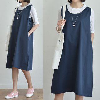 Pocket-side Sleeveless Shift Dress