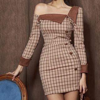 One-shoulder Plaid Long-sleeve Mini Sheath Dress