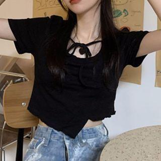 Short-sleeve Irregular Tie-neck Crop Top