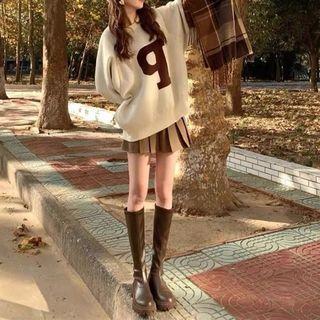 Lettering Sweater / Pleated Mini A-line Skirt / Set