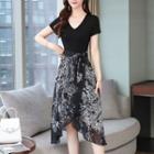 Short-sleeve V-neck Floral Print Wrap Dress