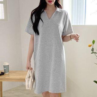 Collared V-neck Pocket-side Dress