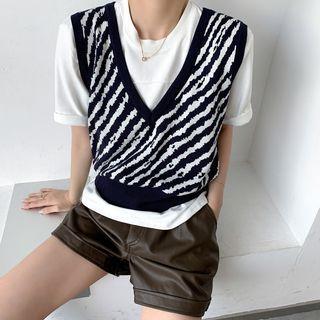 V Neck Printed Zebra Sleeveless Sweater