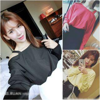 Off-shoulder Spaghetti-strap Long-sleeved Plain T-shirt