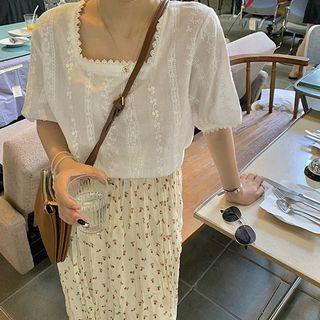 Square-neck Eyelet Lace Blouse Ivory - One Size