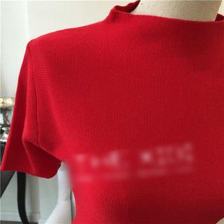 Short-sleeve Ruffle Knit Dress