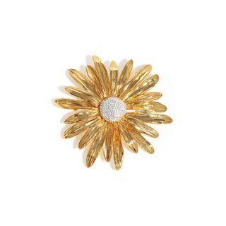 Fashion And Elegant Plated Gold Daisy Brooch Golden - One Size