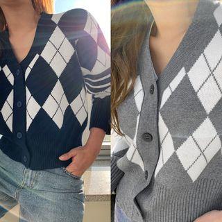 Button-cuff Argyle Cardigan