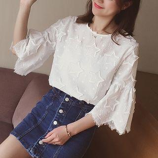 Star Applique Scallop Trim 3/4 Sleeve Top