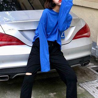 Long-sleeve T-shirt / Crop Straight Fit Jeans