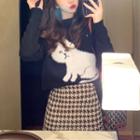 Cat Printed Sweater / Houndstooth Slim-fit Skirt