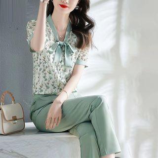 Set: Tie-neck Blouse + Slim-fit Pants