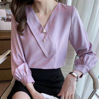 Long-sleeve V-neck Faux Pearl Shirt
