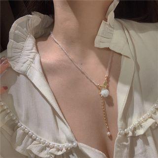 Faux Pearl Flower Necklace White Flower - Gold - One Size