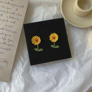 Alloy Flower Earring 1 Pair - 925 Silver Studded Earring - Yellow & Green - One Size