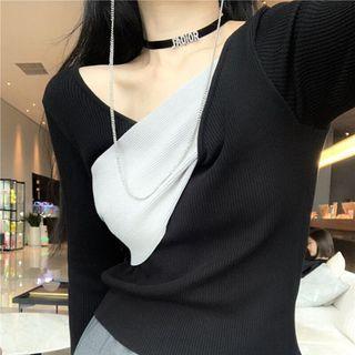 Long-sleeve Two-tone Twist Knit Top