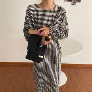 Round-neck Buttoned Back Houndstooth Midi Dress Houndstooth - One Size