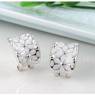Floral Alloy Ear Cuff Platinum - One Size