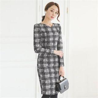 Sharp-shoulder Sheath Dress
