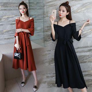 Cutout-shoulder Bow-accent Midi Dress