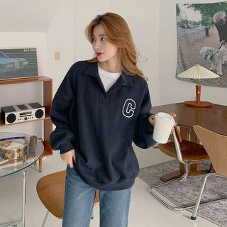 Collared Letter-patched Sweatshirt