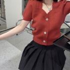 Puff-sleeve Knit Top / Pleated A-line Skirt