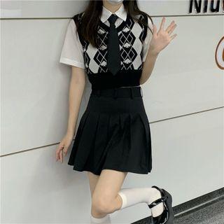 Argyle Sweater Vest / Pleated Skirt / Shirt