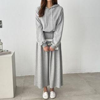 Set: Kangaroo Cropped Hoodie + Flared Long Skirt