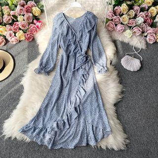 V-neck Floral Ruffle Slit Dress