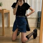 Short-sleeve Cropped Knit Top / Slit Mini A-line Denim Skirt
