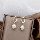 Irregular Faux Pearl Drop Earring E2889-3 - 1 Pair - Gold & White - One Size