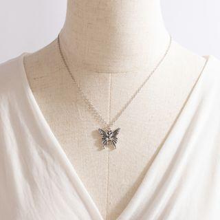 Butterfly Pendant Alloy Necklace 17298 - Silver - One Size